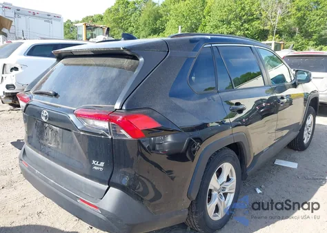 2021 Toyota Rav4 Xle from USA, damaged, VIN 2T3P1RFV6MC182924